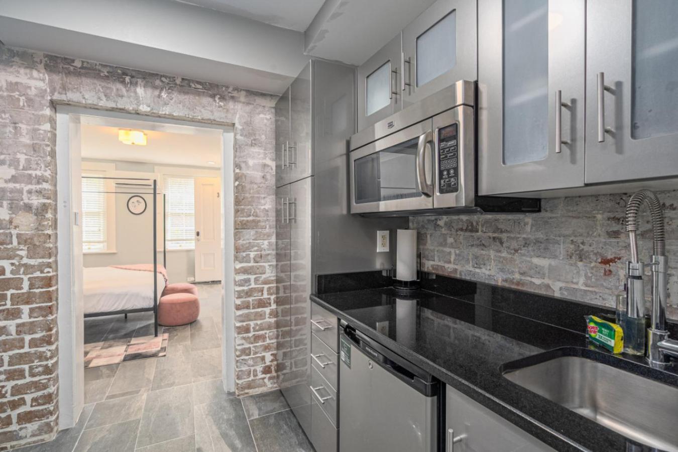 Brooklyn Suite At Hamilton Savannah Exterior photo